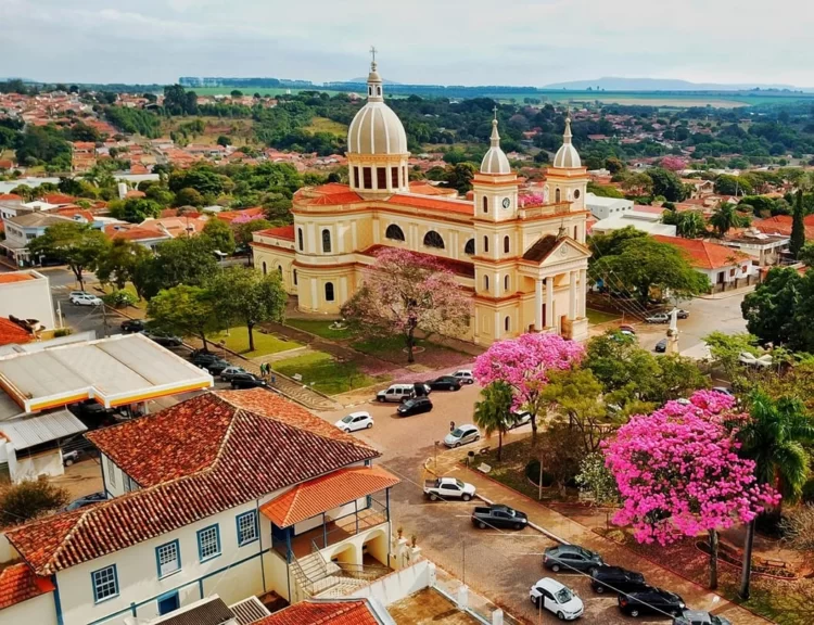 DESENTUPIDORA E LIMPA FOSSA CASA BRANCA